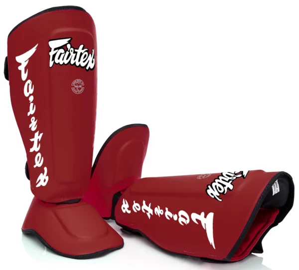 Protège tibia Fairtex SP7 protection latérale et supérieure étendue, Liseré souple sur le protège-pieds pour éviter les irritation des pieds