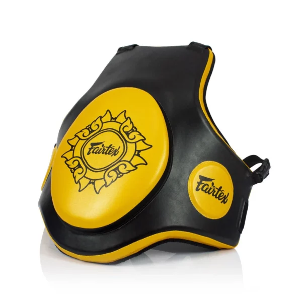 Plastron de protection Fairtex TV2 jaune side muaythai kickboxing coach coaching muaythai kickboxing coach coaching