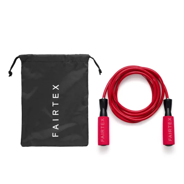 Améliorez vos performances d’entraînement avec la corde à sauter Fairtex , une corde à sauter de haute qualité conçue spécialement pour le Muay Thai. Cette corde à sauter est idéale pour les athlètes de tous niveaux, offrant une expérience de saut fluide et efficace grâce à son système de roulement à billes.