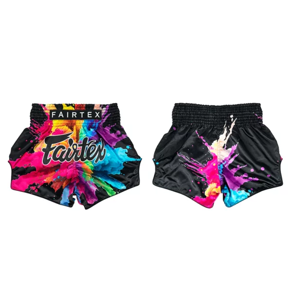 Le design "Black Funky Soul" est unique et attractif. Avec une ceinture élastique large, ces shorts assurent un maintien parfait et un confort maximal. Idéals pour l'entraînement et la compétition, les Fairtex Muay Thai Shorts sont incontournables pour tout combattant sérieux. Optimisés pour la performance et le style, ils sont parfaits pour se démarquer sur